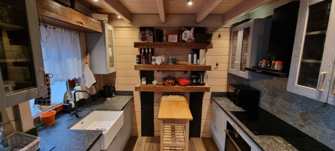 dom wolnostojący, 4 pokoje Klimkówka. Zdjęcie 10