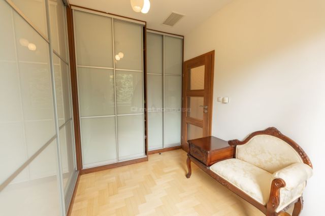 dom wolnostojący, 4 pokoje Borowa Góra. Zdjęcie 17