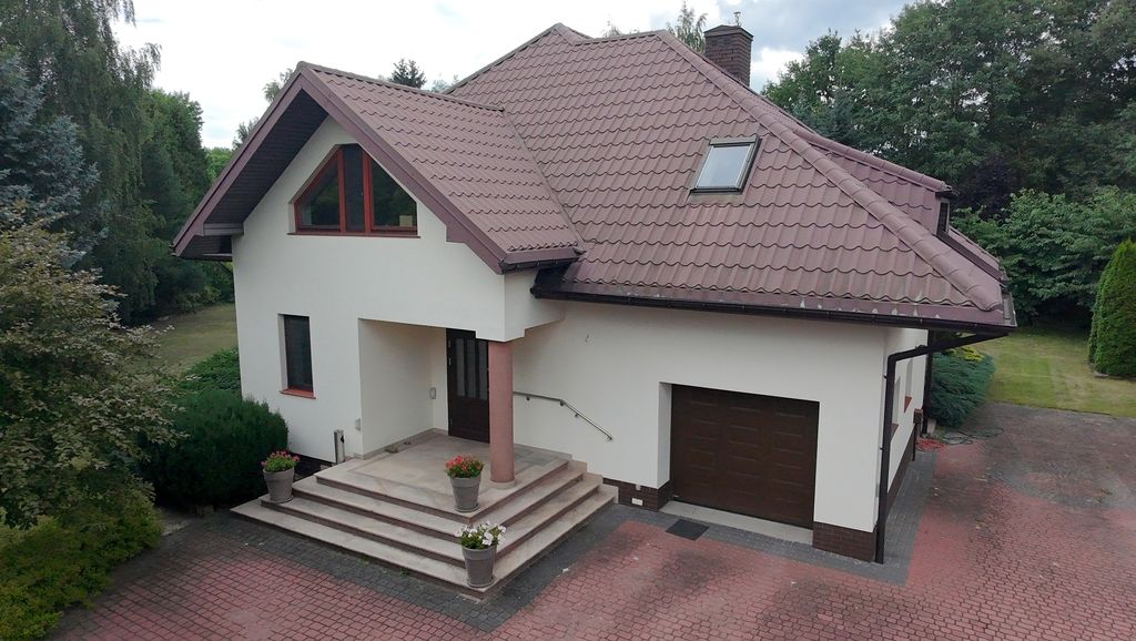 dom wolnostojący, 6 pokoi Złotokłos. Zdjęcie 35