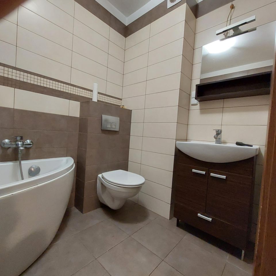 Mieszkanie 3-pokojowe Koszalin Jedliny, ul. dr. Andrzeja Zientarskiego. Zdjęcie 4