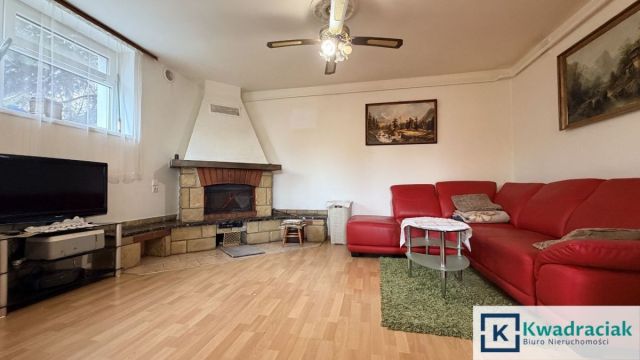 dom wolnostojący, 5 pokoi Ustrobna. Zdjęcie 2