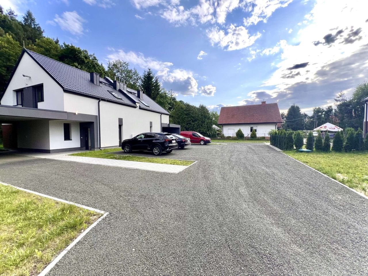 bliźniak, 4 pokoje Zerwana. Zdjęcie 4