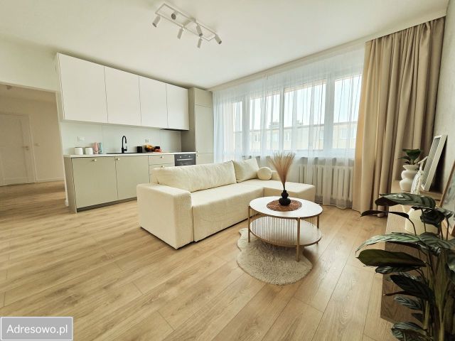 Mieszkanie 3-pokojowe Przemyśl Kmiecie, ul. Henryka Wieniawskiego. Zdjęcie 1