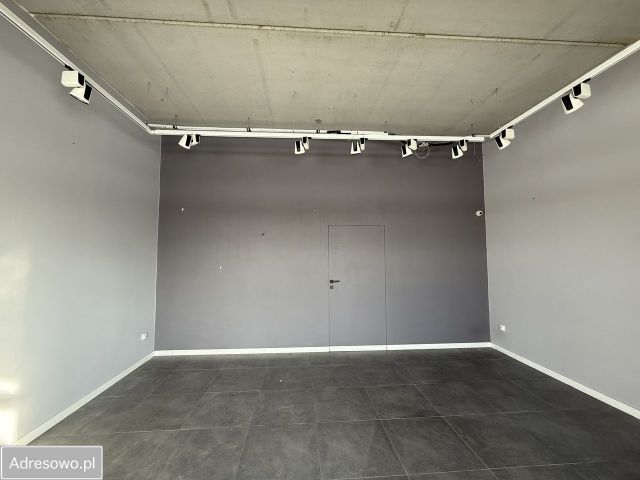 Lokal Wrocław Krzyki, ul. Bartłomieja Strachowskiego. Zdjęcie 1