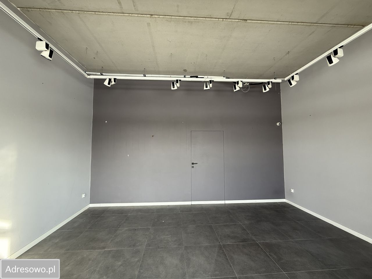 Lokal Wrocław Krzyki, ul. Bartłomieja Strachowskiego. Zdjęcie 1