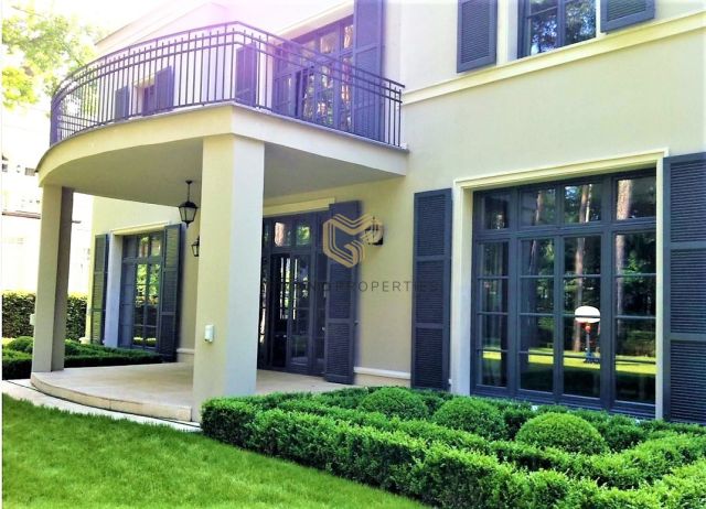 dom wolnostojący, 7 pokoi Konstancin-Jeziorna. Zdjęcie 2