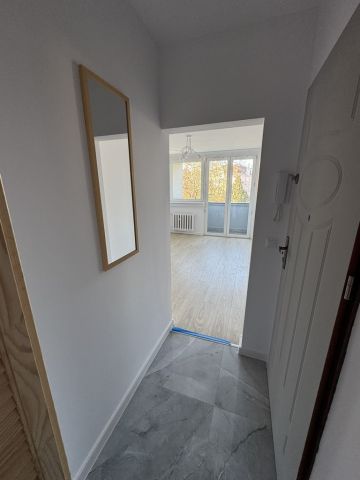 Mieszkanie 3-pokojowe Kłodzko, ul. Ksawerego Dunikowskiego. Zdjęcie 8