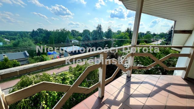 dom szeregowy, 8 pokoi Tomaszów Mazowiecki. Zdjęcie 16