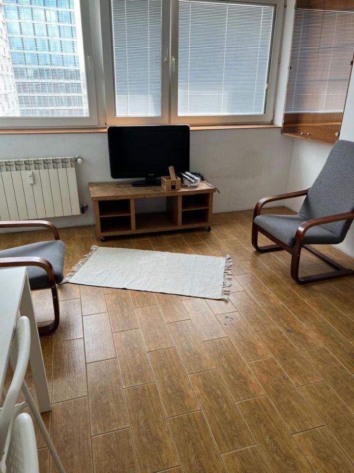 Mieszkanie 2-pokojowe Warszawa Śródmieście, ul. Chmielna. Zdjęcie 3