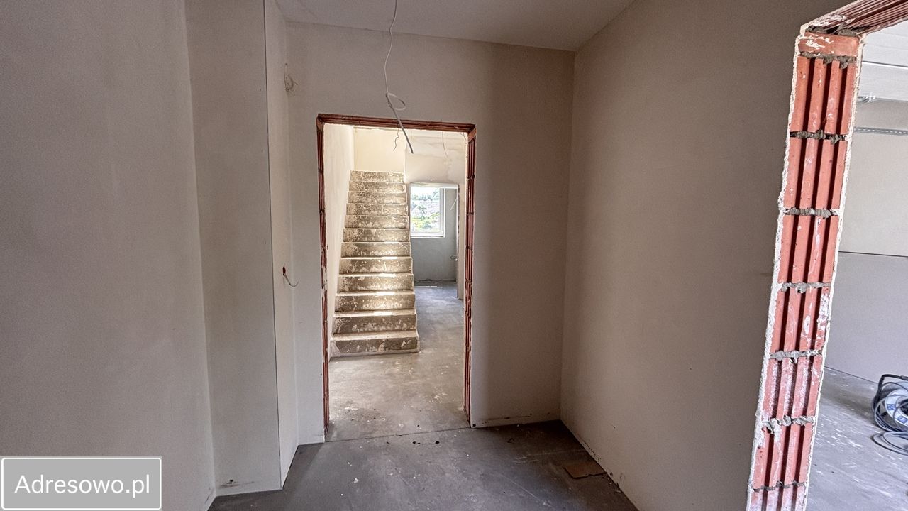 dom wolnostojący, 4 pokoje Brynek. Zdjęcie 15