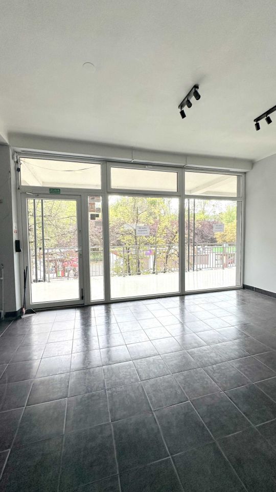 Lokal Łódź Dąbrowa. Zdjęcie 7