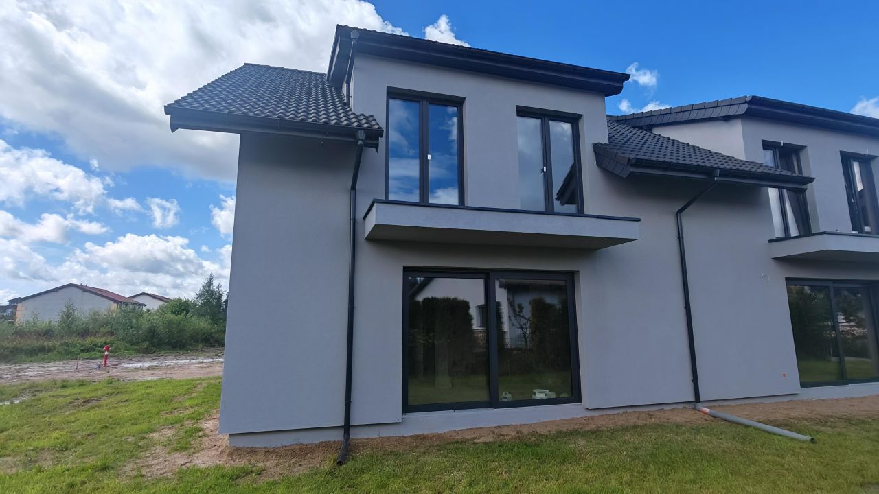 bliźniak, 5 pokoi Koszalin, ul. Mirabelkowa. Zdjęcie 3