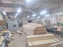 Hala/magazyn Nisko. Zdjęcie 1