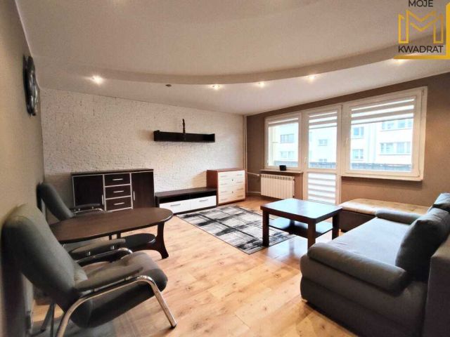 Mieszkanie 3-pokojowe Bełchatów. Zdjęcie 2