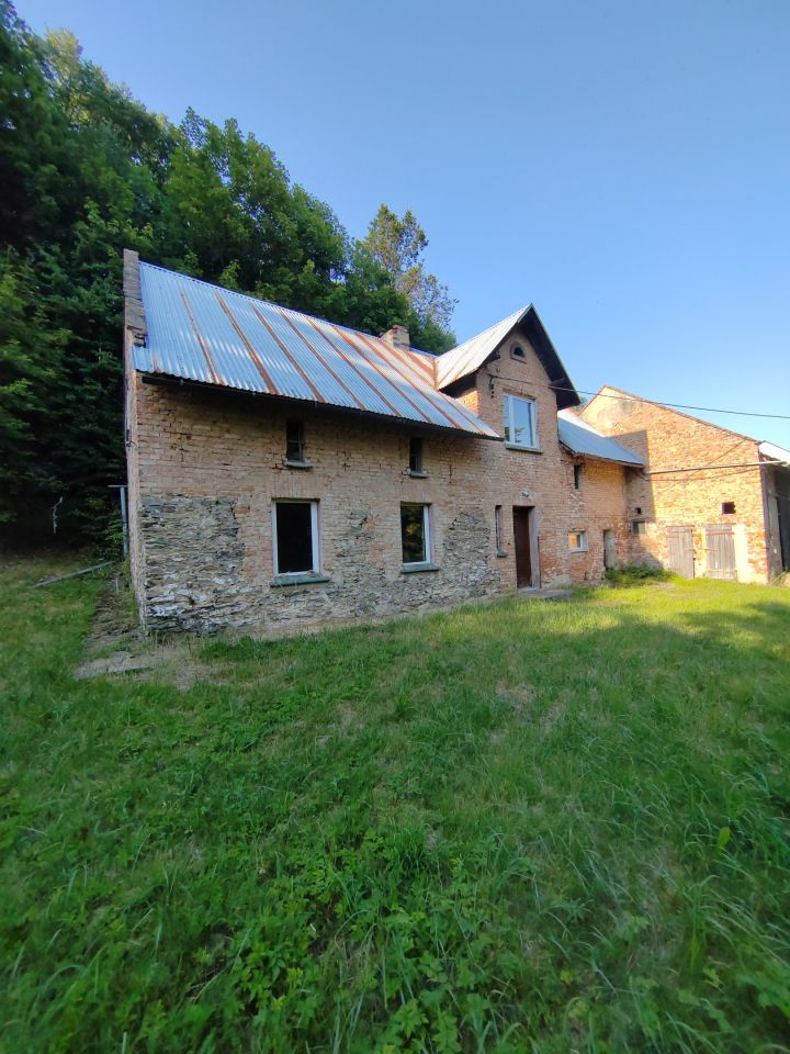 dom wolnostojący, 3 pokoje Jarnołtówek, Brak. Zdjęcie 1