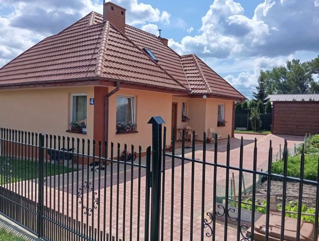 dom wolnostojący Wierzbica. Zdjęcie 1