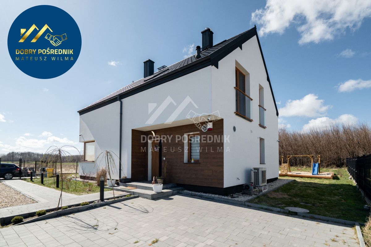 dom wolnostojący, 5 pokoi Darzlubie, ul. Nowa. Zdjęcie 3