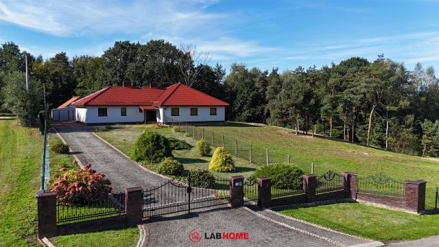 dom wolnostojący, 7 pokoi Skrzyszów. Zdjęcie 1