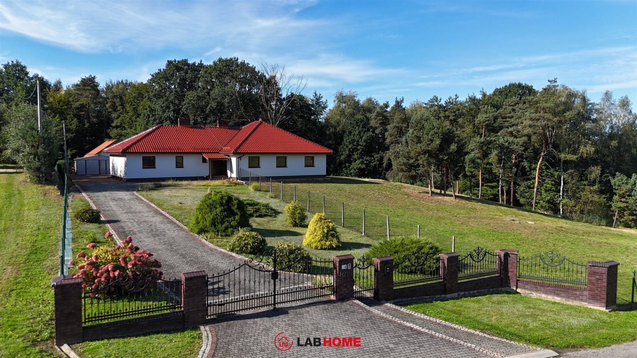 dom wolnostojący, 7 pokoi Skrzyszów. Zdjęcie 1