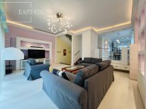 dom szeregowy, 6 pokoi Warszawa Praga, ul. Mariana Pisarka