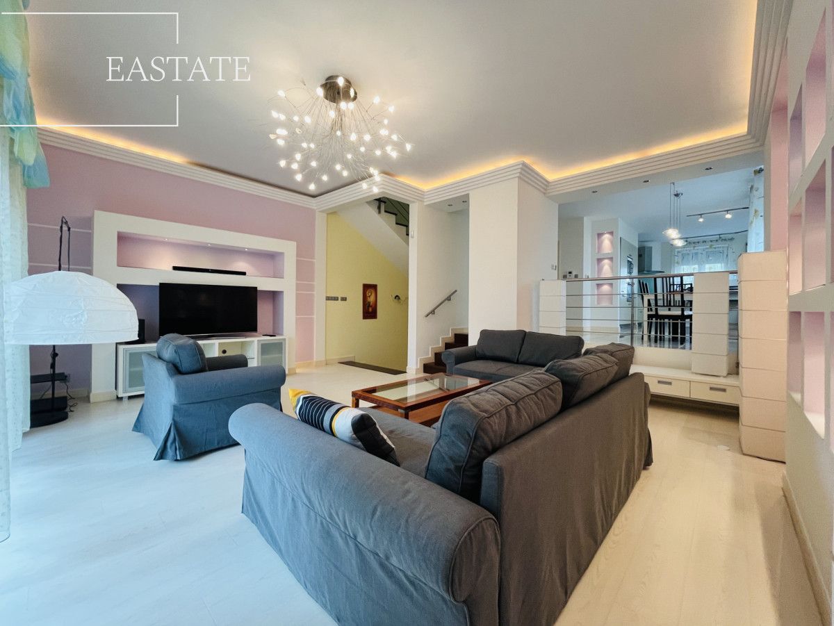 dom szeregowy, 6 pokoi Warszawa Praga, ul. Mariana Pisarka