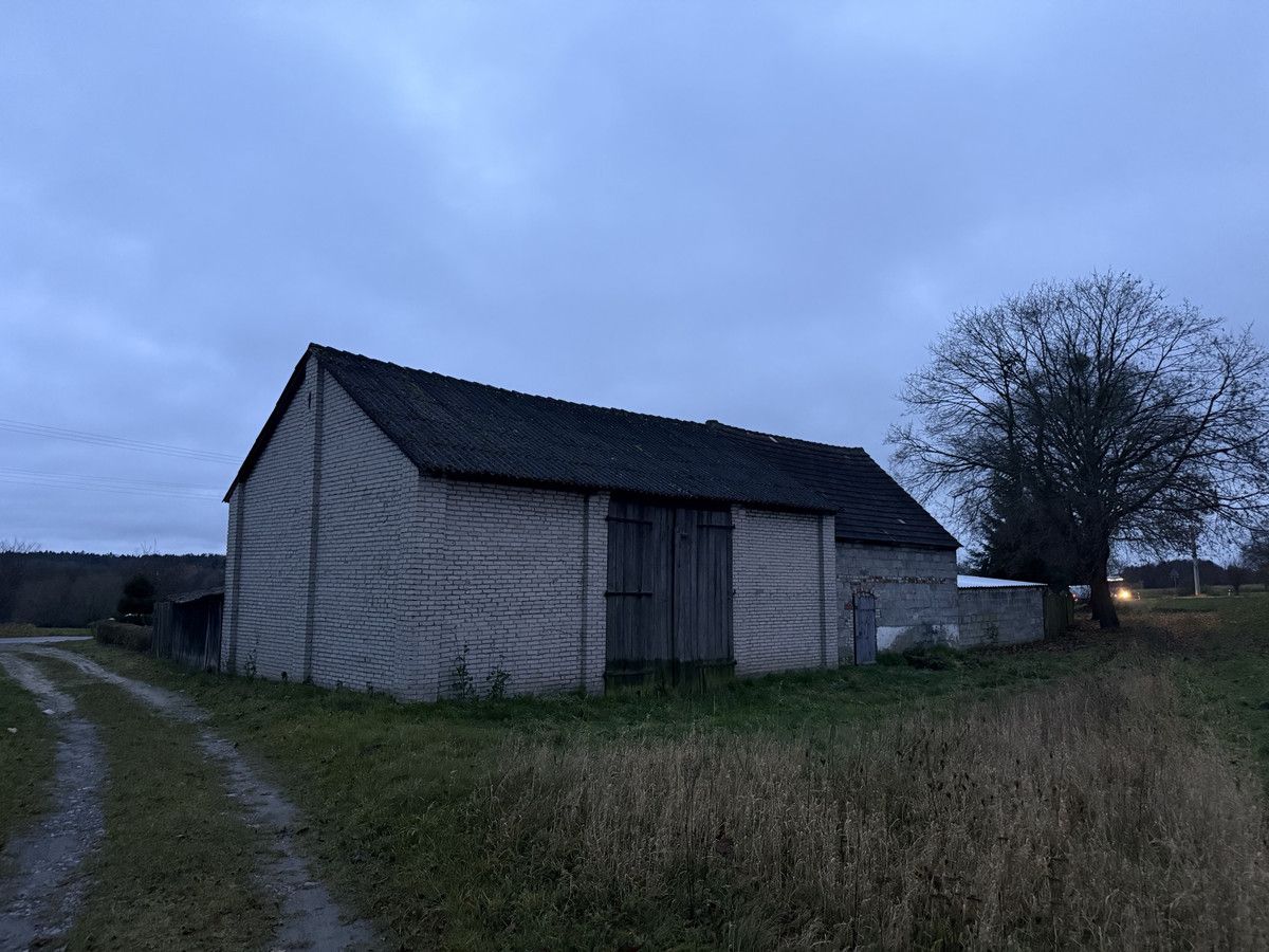 dom wolnostojący, 4 pokoje Suchanówko. Zdjęcie 2