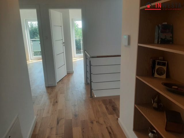 dom wolnostojący, 6 pokoi Stara Iwiczna. Zdjęcie 4