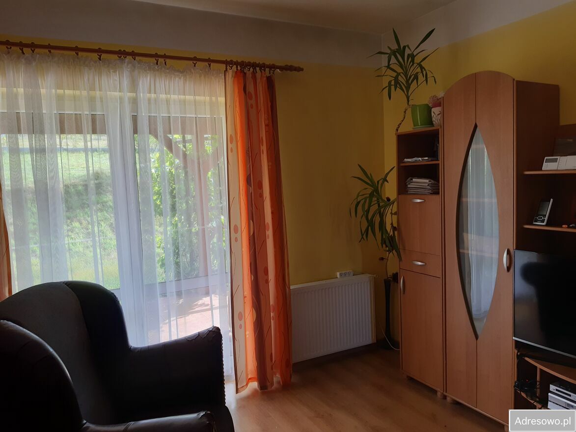 dom wolnostojący, 5 pokoi Słotowa. Zdjęcie 4