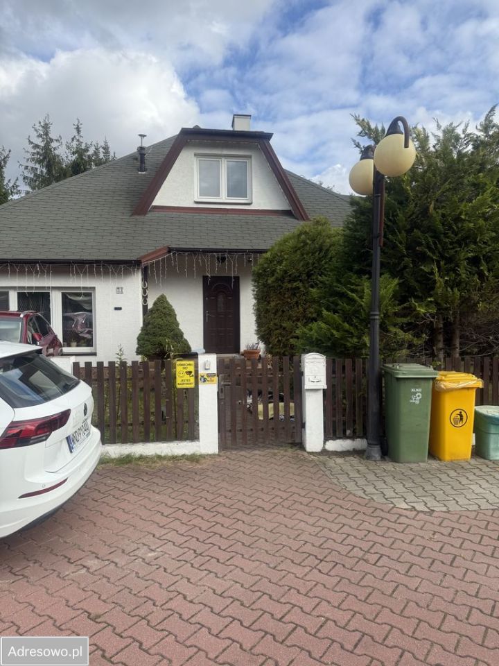 dom wolnostojący, 7 pokoi Ustanów. Zdjęcie 1