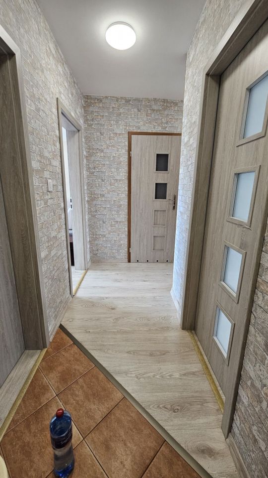 Mieszkanie 3-pokojowe Żary. Zdjęcie 5