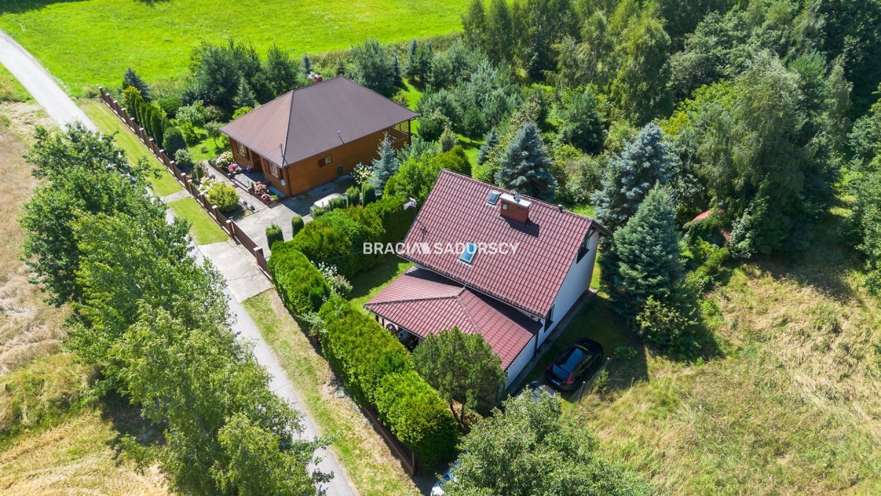 dom wolnostojący, 4 pokoje Brzeźnica. Zdjęcie 18