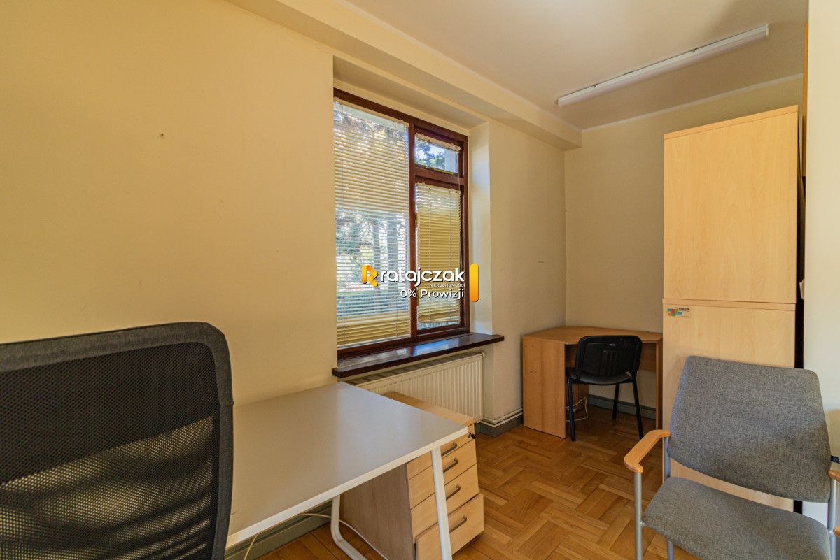 dom wolnostojący, 10 pokoi Gdańsk Oliwa, ul. Arenda Dickmana. Zdjęcie 17