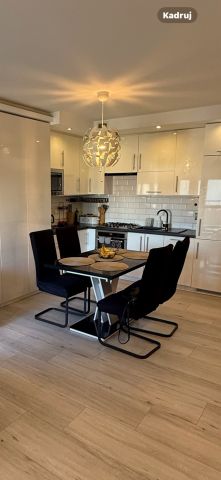 Mieszkanie 3-pokojowe Piaseczno Centrum. Zdjęcie 1