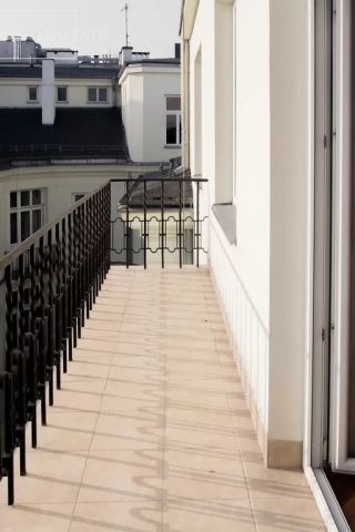 Mieszkanie 3-pokojowe Warszawa Śródmieście, ul. Szpitalna. Zdjęcie 12