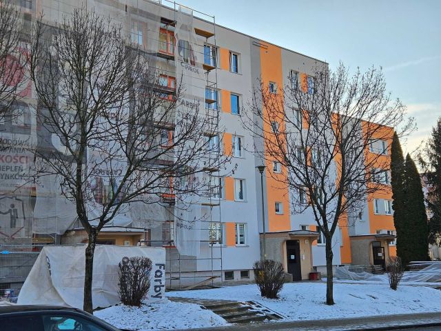 Mieszkanie 3-pokojowe Prudnik, ul. ks. Skowrońskiego. Zdjęcie 1