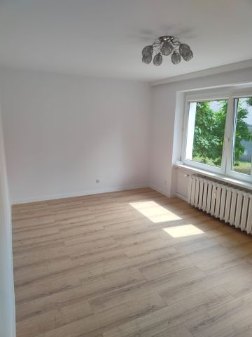 Mieszkanie 3-pokojowe Nysa. Zdjęcie 1