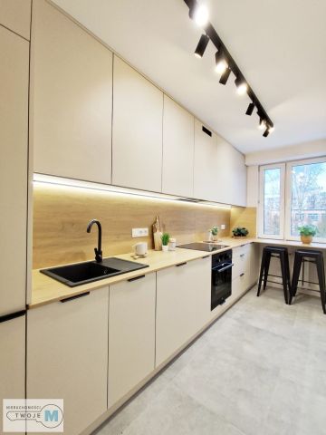 Mieszkanie 3-pokojowe Kielce Bocianek, ul. Cypriana Kamila Norwida. Zdjęcie 7