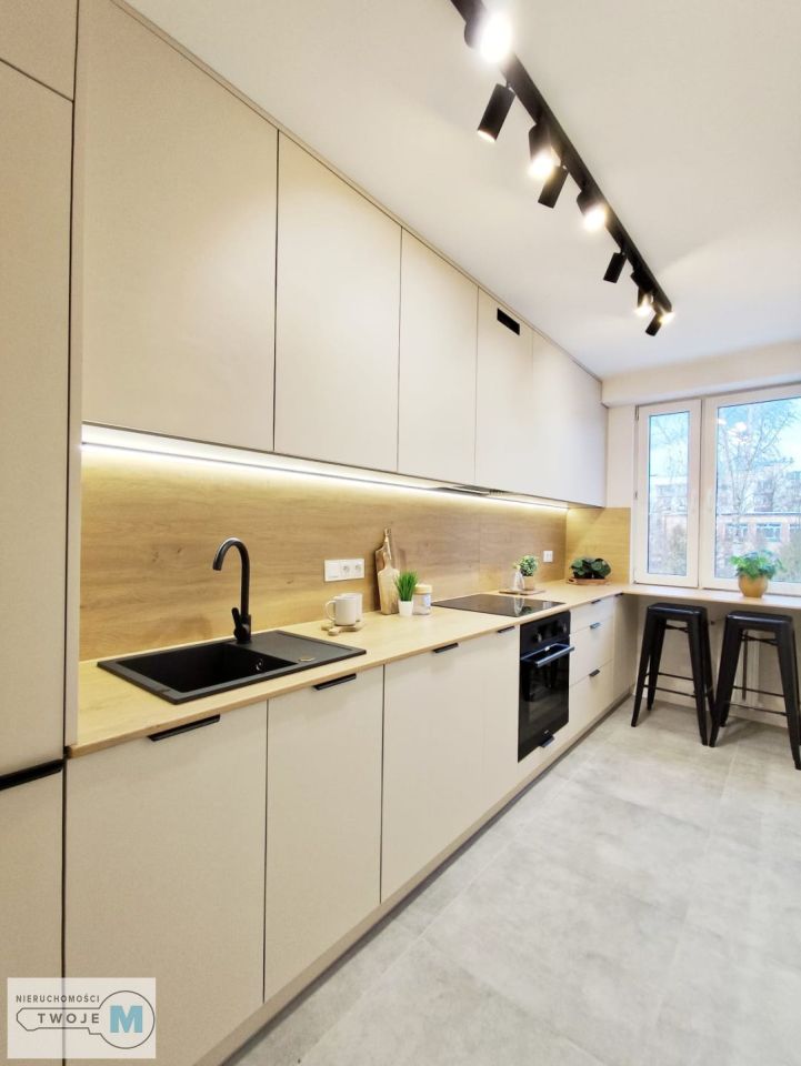 Mieszkanie 3-pokojowe Kielce Bocianek, ul. Cypriana Kamila Norwida. Zdjęcie 7