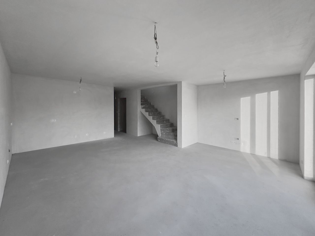 dom szeregowy, 4 pokoje Dzierżoniów, ul. Wojciecha Kilara. Zdjęcie 5