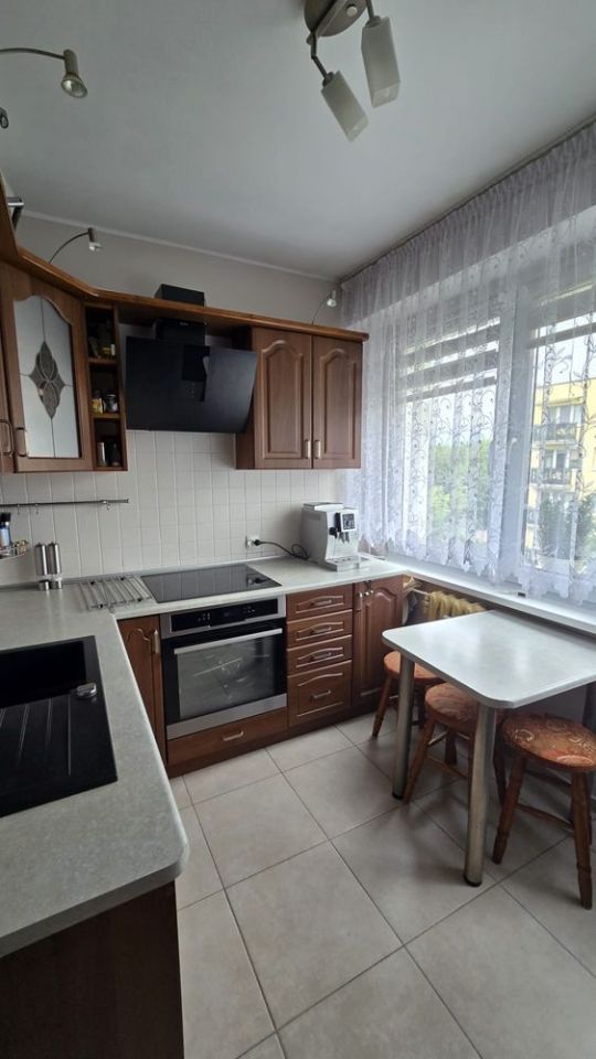 Mieszkanie 3-pokojowe Aleksandrów Kujawski, ul. Szkolna. Zdjęcie 3