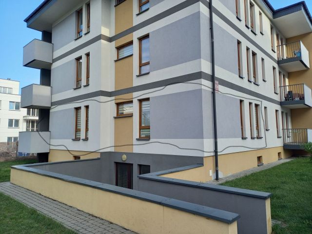 Mieszkanie 4-pokojowe Płońsk, ul. Młodzieżowa. Zdjęcie 1