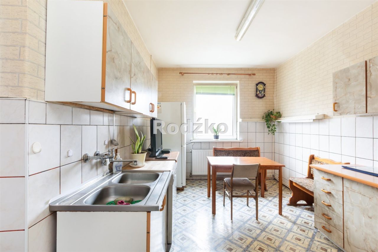 Mieszkanie 3-pokojowe Suponin. Zdjęcie 2