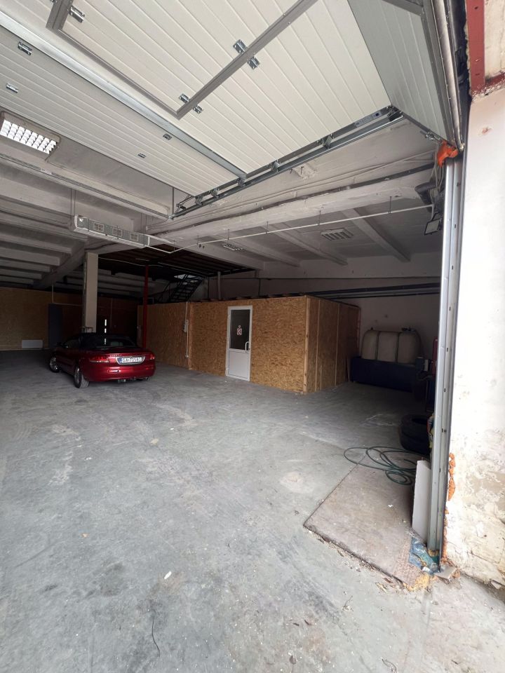 Hala/magazyn Gdynia Chylonia, ul. Hutnicza. Zdjęcie 6