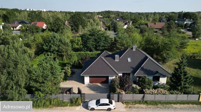 dom wolnostojący, 5 pokoi Jabłonna, ul. św. Wojciecha. Zdjęcie 1