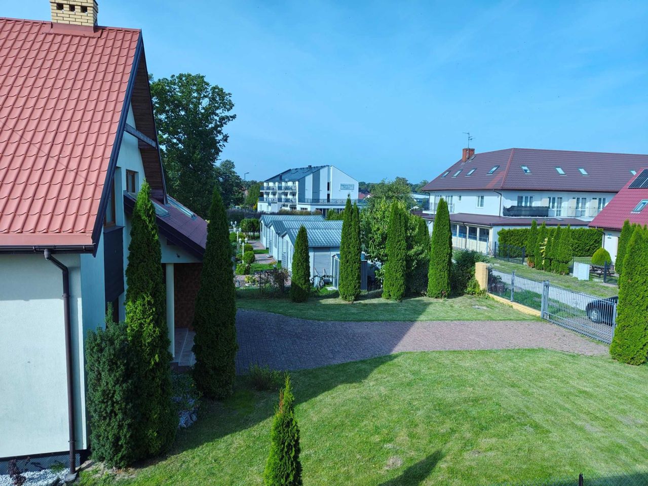 dom wolnostojący, 10 pokoi Dąbki. Zdjęcie 4