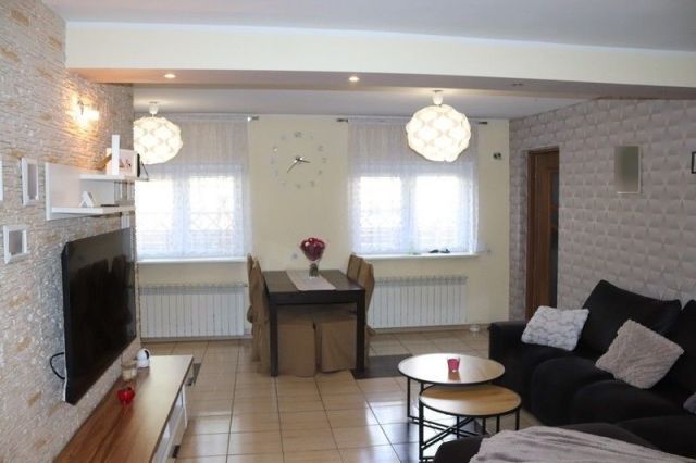 dom wolnostojący, 4 pokoje Kobylnica, ul. Poznańska. Zdjęcie 1