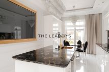 dom wolnostojący, 6 pokoi Łomianki. Zdjęcie 4