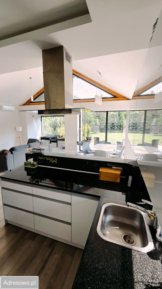 dom wolnostojący, 4 pokoje Pabianice. Zdjęcie 10