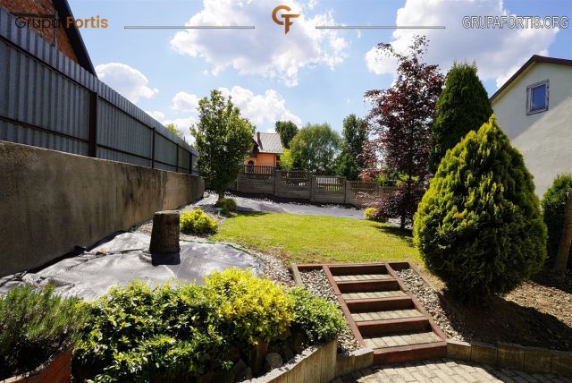 dom wolnostojący, 7 pokoi Kazimierza Wielka, ul. Krakowska. Zdjęcie 28