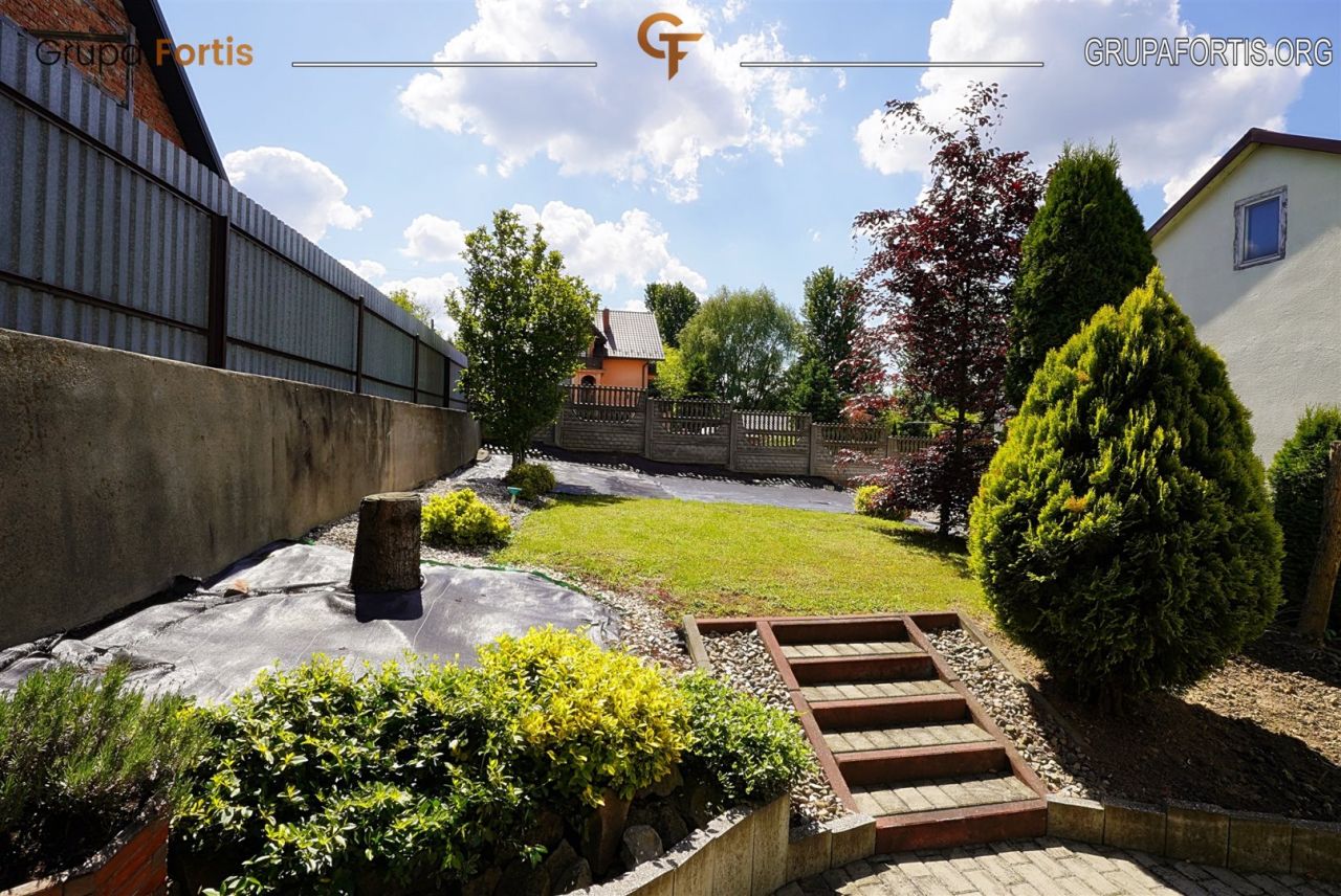 dom wolnostojący, 7 pokoi Kazimierza Wielka, ul. Krakowska. Zdjęcie 28